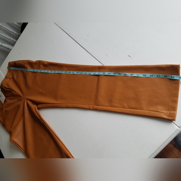 NWT 7 For All Mankind Women's Faux Leather Pants Size Medium Camel - Picture 9 of 16